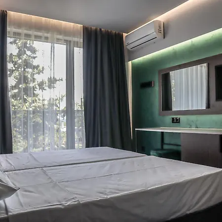 Hotell Atliman Park 2*