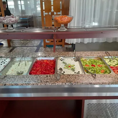 Hotell Atliman Park 2*