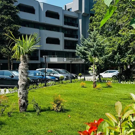 호텔 Atliman Park 키텐
